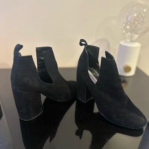 Steve Madden black ankle boots